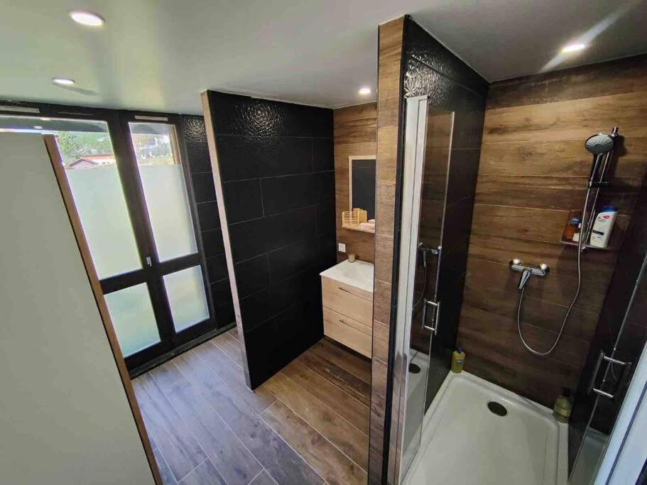 Appartement Cocooning Entierement Renove Les Angles  Ngoại thất bức ảnh